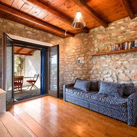Sea Life House *